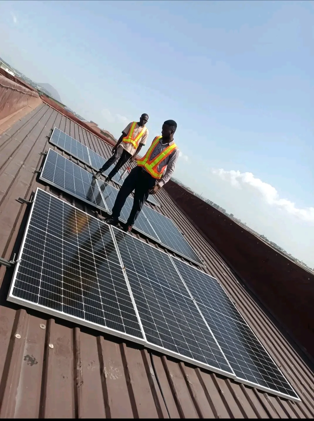 Large-Scale Rooftop Array