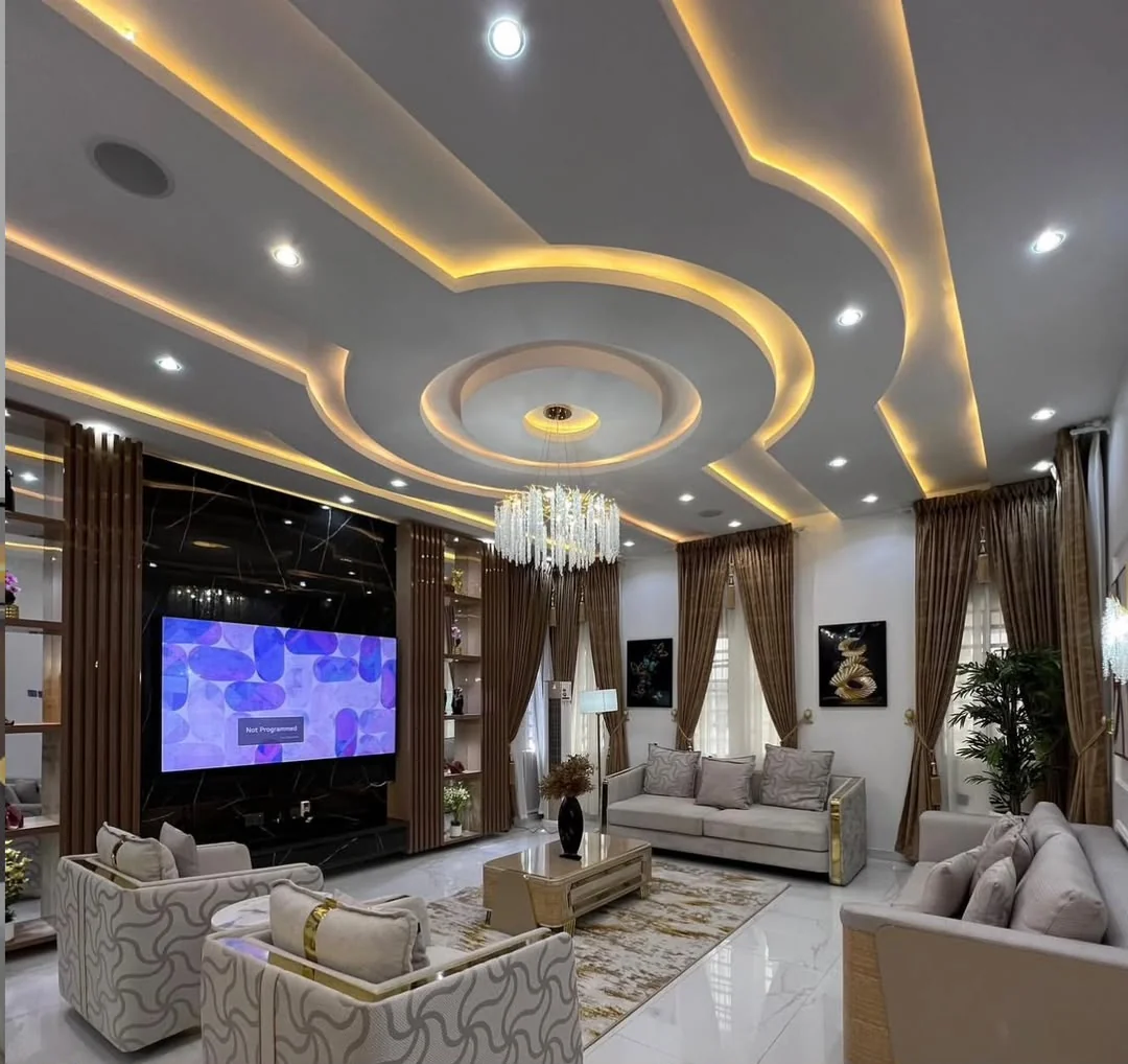 Curved Cove Living Room Design